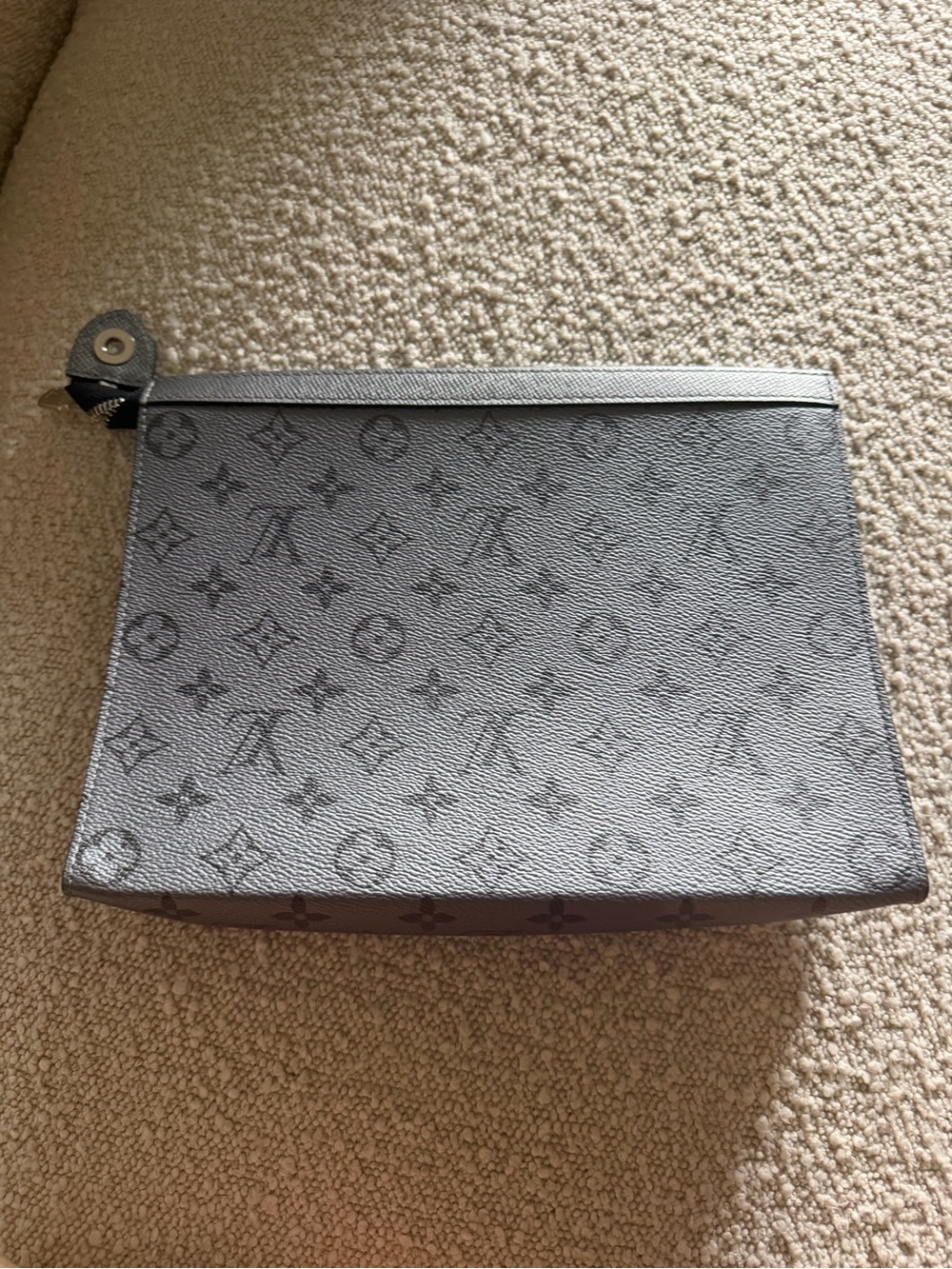 Louis Vuitton Monogram Eclipse metallic voyage mm